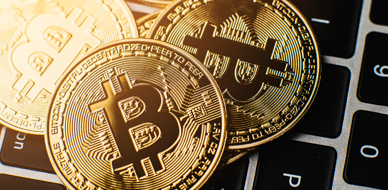 Bitcoin cae a menos de 50 mil dólares por primera vez desde marzo