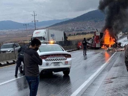 Accidentes paralizan Carretera 57 y Saltillo-Monterrey