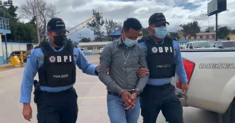 Acusado de falsificar documentos electorales se le dará prisión preventiva en Honduras