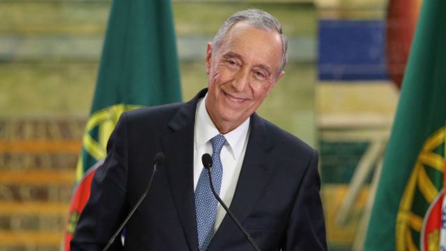 El presidente de Portugal aboga por 'pasar página' en 2022 y elegir Gobierno