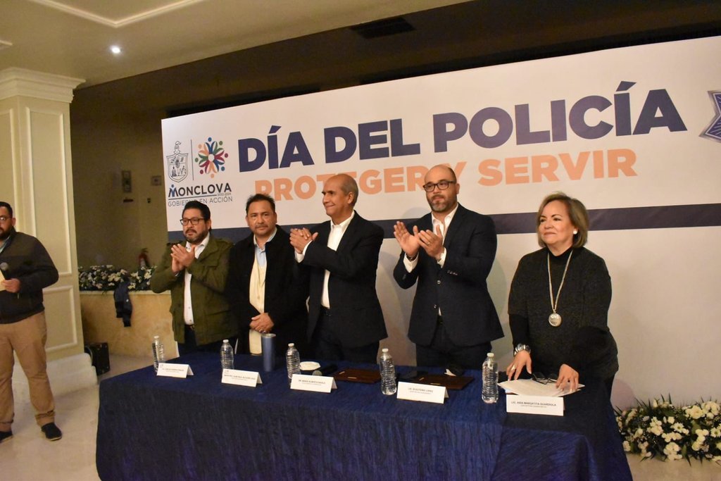 Monclova celebra el Día internacional del Policía