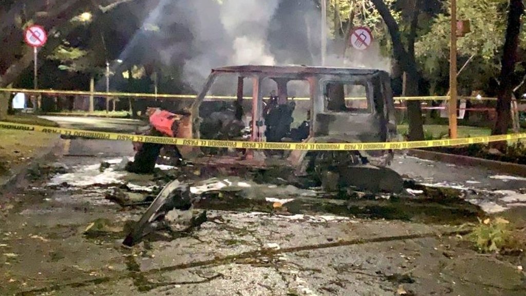 García Harfuch: 'Incendio de camioneta de lujo fue por incidente de tránsito'