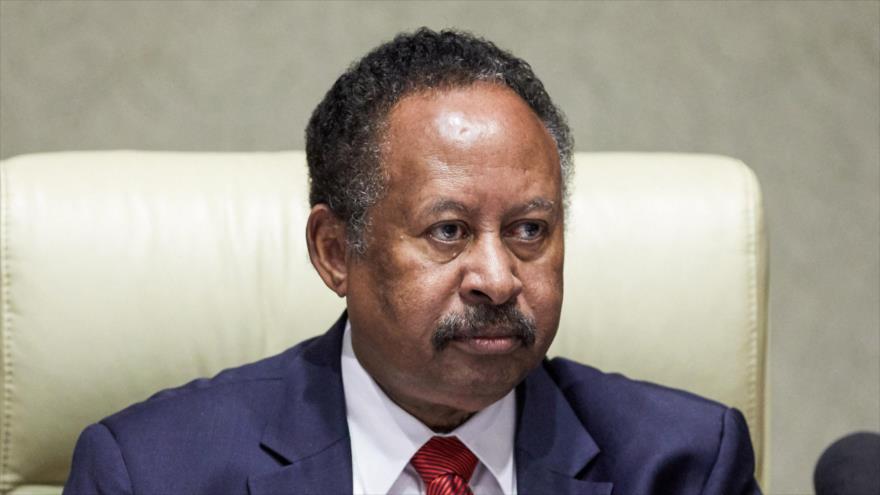 Líder militar sudanés acepta la renuncia de Hamdok y la iniciativa de la ONU