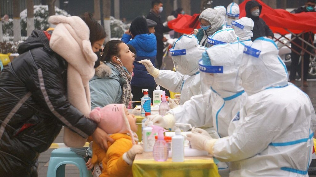 COVID-19: 300 mil 574 las defunciones por coronavirus en México