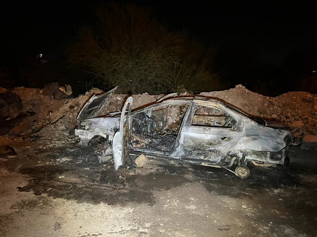 Incendio dentro de taller mecánico deja cinco carros quemados en Frontera