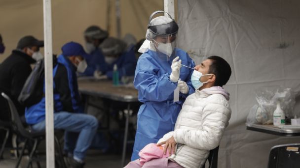 COVID-19: 300 mil 912 las defunciones por coronavirus en México