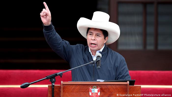 El presidente de Perú destaca alto crecimiento de la bolsa de valores de Lima