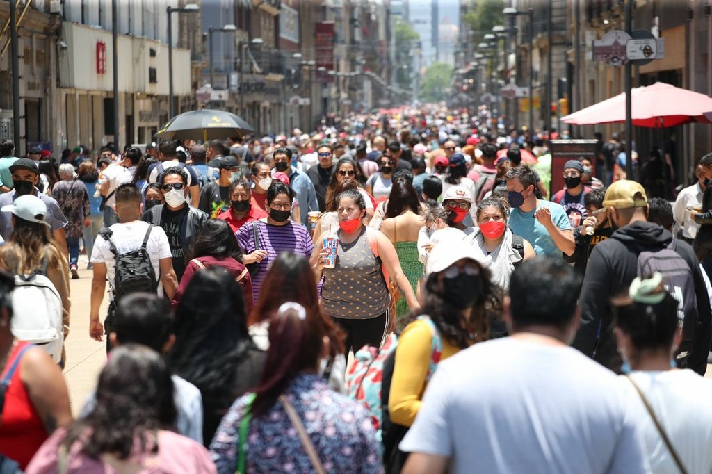 México registra 6 mil contagios y 148 muertes por Covid en una semana