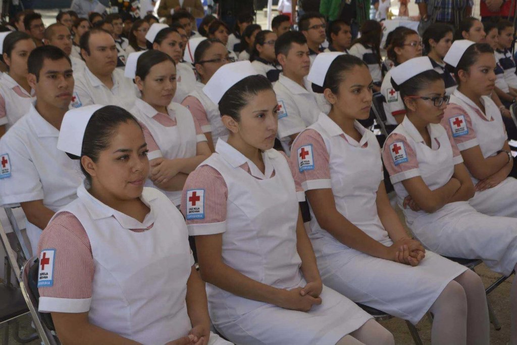 Licenciatura de Enfermería en escuela de Cruz Roja aumenta 50% su demanda