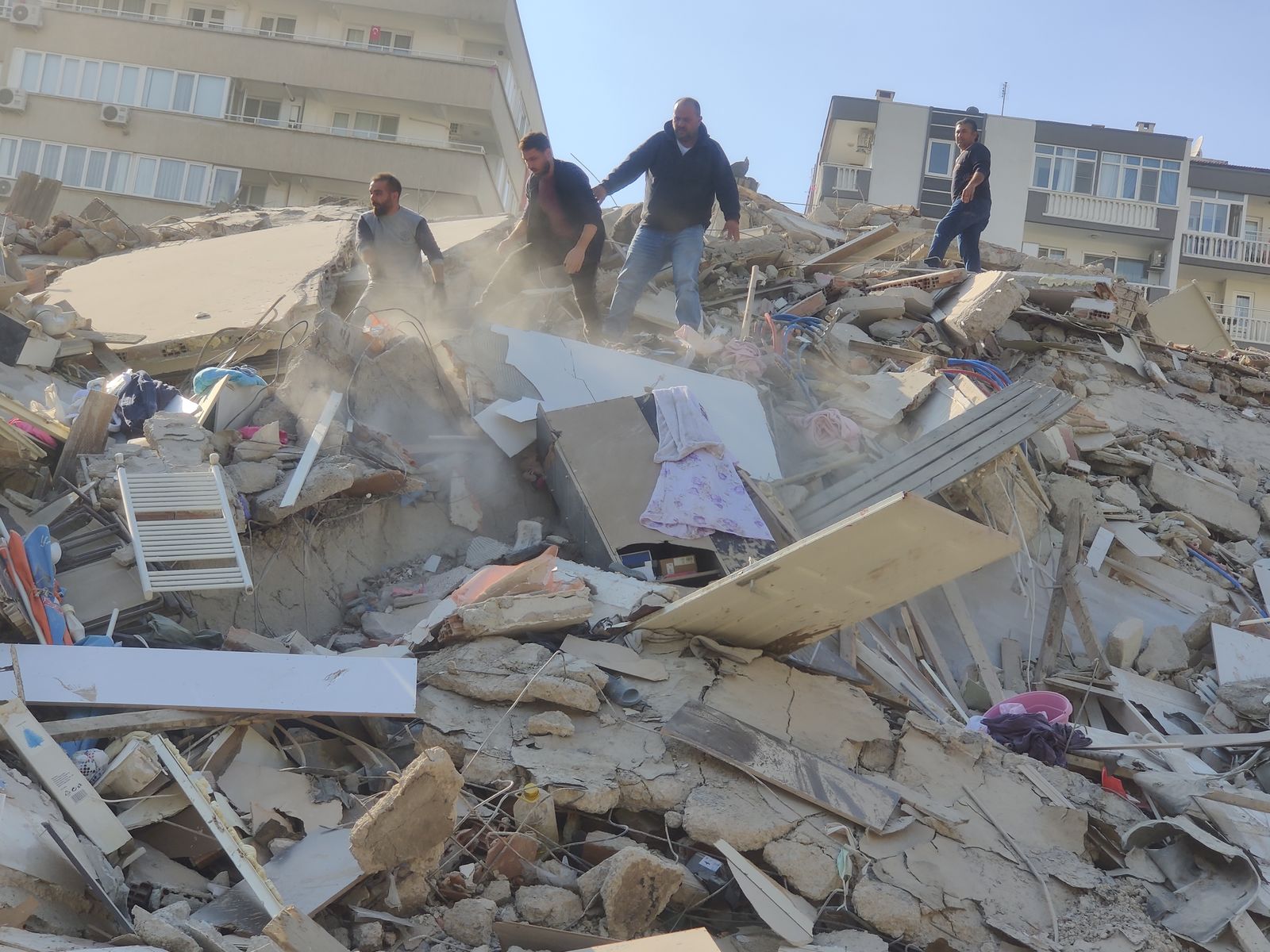 Terremoto con en Grecia y Turquía