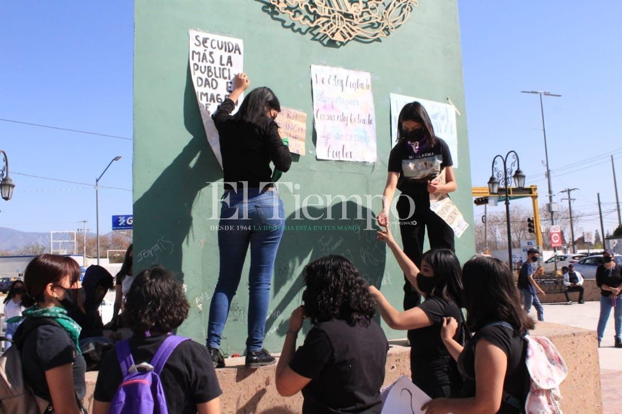 Protestan por acoso sexual en la Prepa 24 de Monclova
