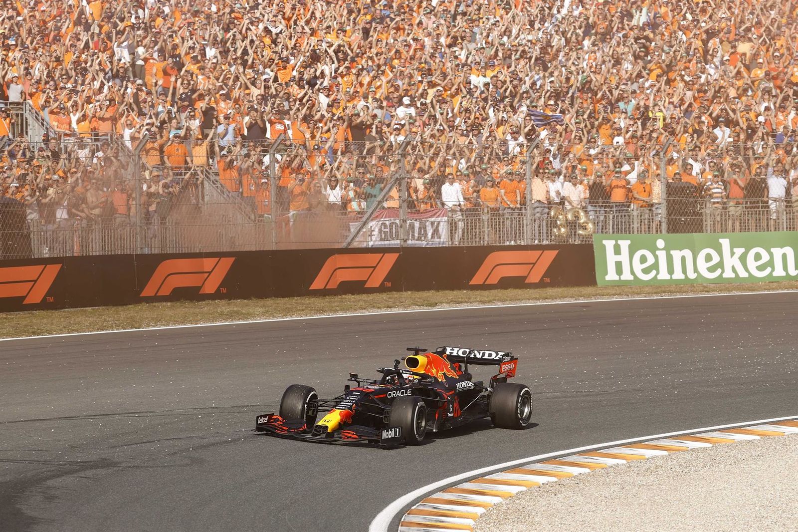 Verstappen, nuevo líder tras ganar el Gran Premio de Países Bajos