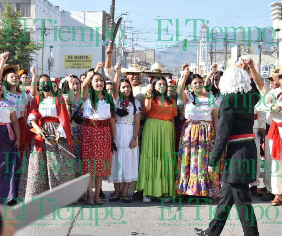 Institutos educativos realizan el tan esperado desfile del 16 de septiembre en Monclova 