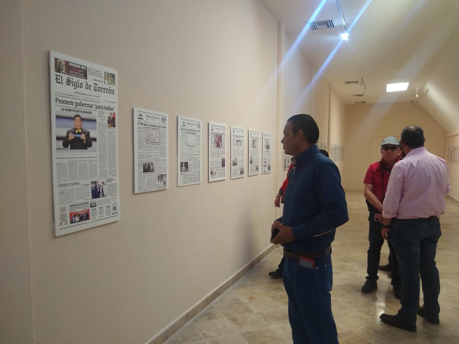 Exposición de 100 años en portada de El Siglo de Torreón llega a Piedras Negras