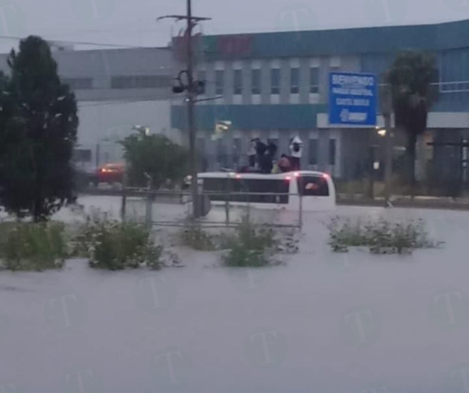 Ramos Arizpe queda completamente inundado