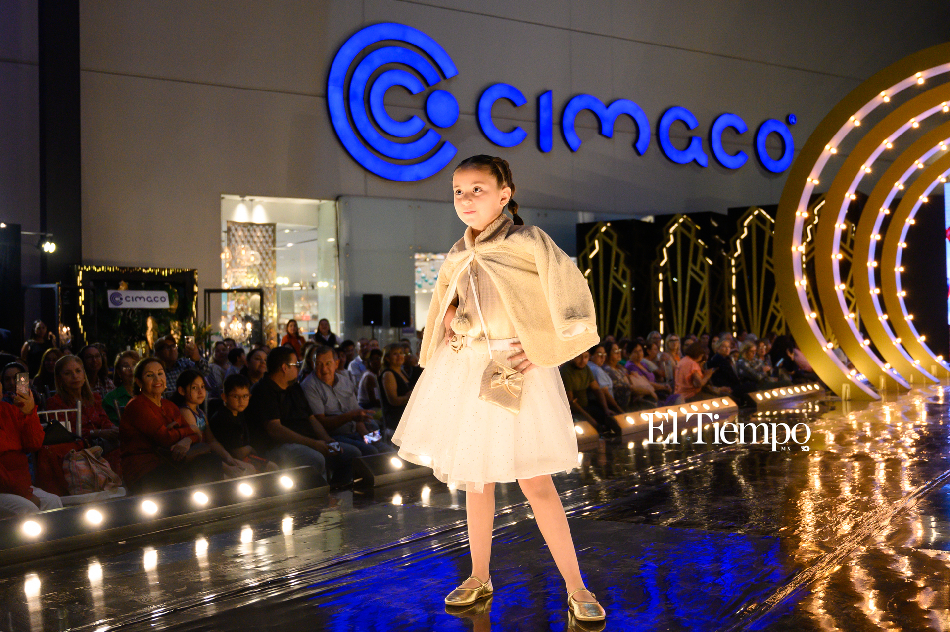 Desfile de moda otoño-invierno Cimaco