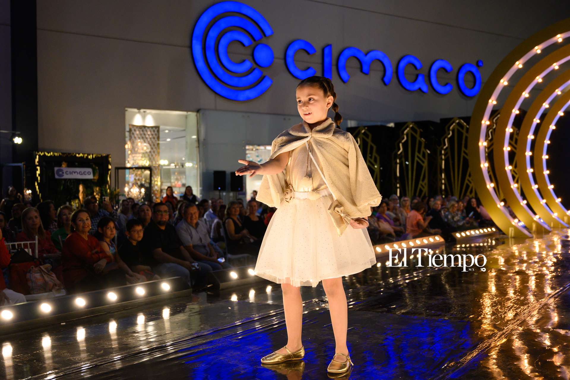 Desfile de moda otoño-invierno Cimaco