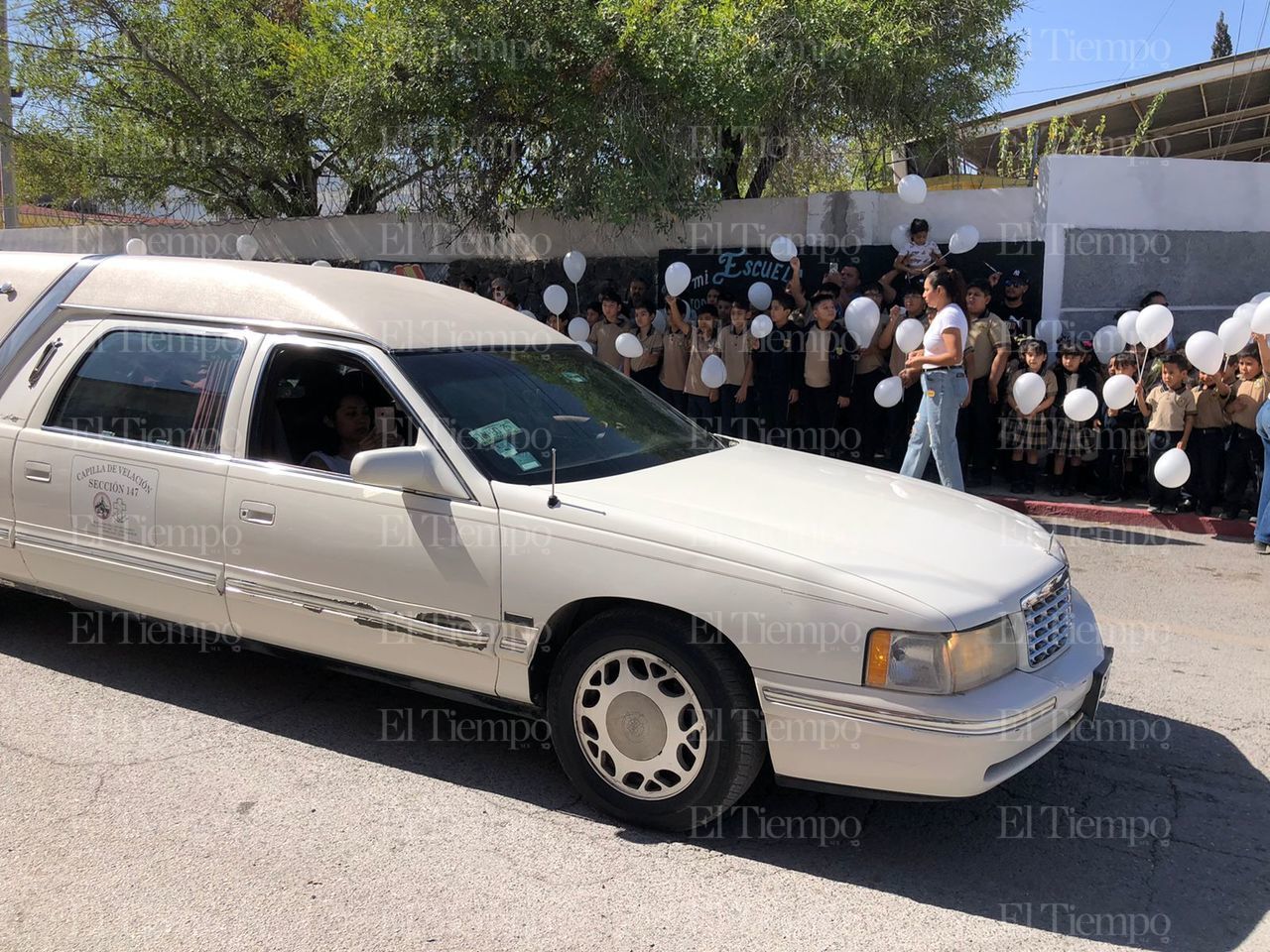 Abigail la guerrera contra el cáncer, es despedida con mucho amor en la primaria Minerva Ramos Rendon